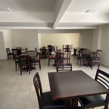 Apartamento em Praia Grande, bairro Guilhermina