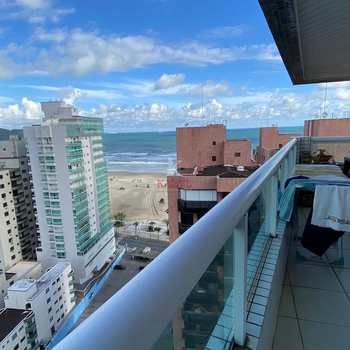 Apartamento em Praia Grande, bairro Guilhermina