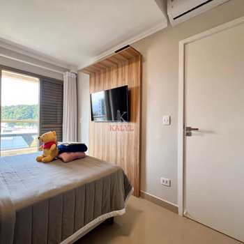 Apartamento em Praia Grande, bairro Canto do Forte