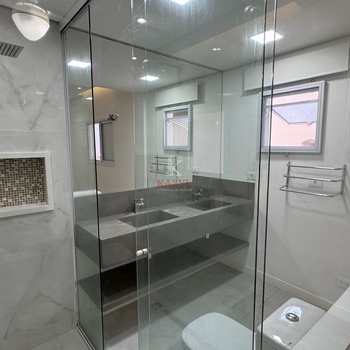 Casa em Praia Grande, bairro Canto do Forte