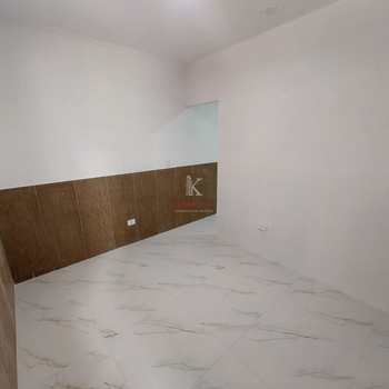 Apartamento em Praia Grande, bairro Tupi