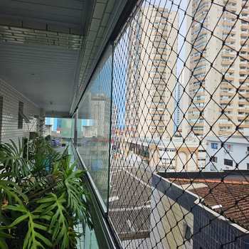 Apartamento em Praia Grande, bairro Boqueirão