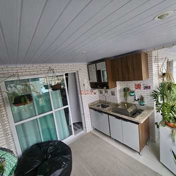 Apartamento em Praia Grande, bairro Boqueirão