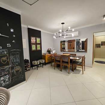 Apartamento em Praia Grande, bairro Boqueirão