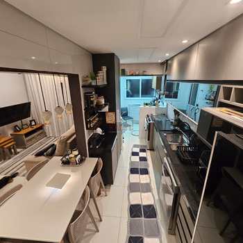 Apartamento em Praia Grande, bairro Boqueirão
