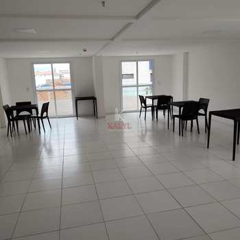 Apartamento em Praia Grande, bairro Boqueirão