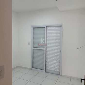 Apartamento em Praia Grande, bairro Boqueirão