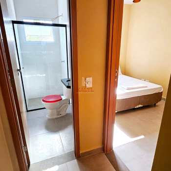 Sobrado de Condomínio em Praia Grande, bairro Balneário Maracanã