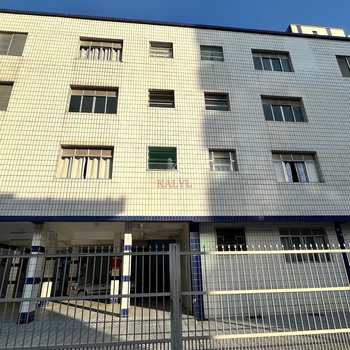 Apartamento em Praia Grande, bairro Guilhermina