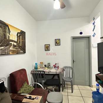 Apartamento em Praia Grande, bairro Guilhermina