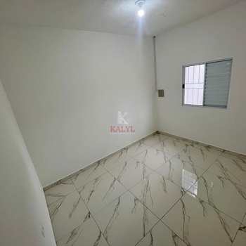 Casa em Praia Grande, bairro Caiçara