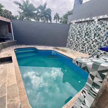 Casa em Praia Grande, bairro Caiçara
