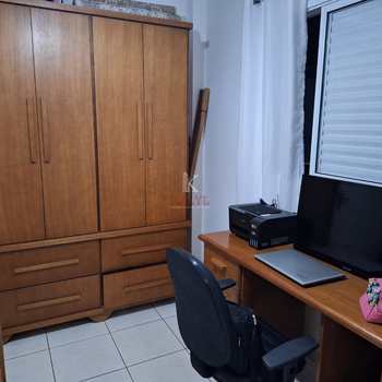 Apartamento em Praia Grande, bairro Guilhermina