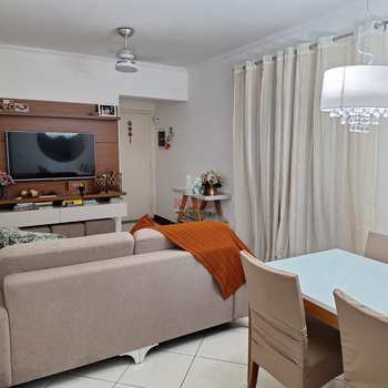 Apartamento em Praia Grande, bairro Guilhermina