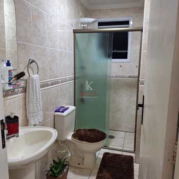 Apartamento em Praia Grande, bairro Guilhermina