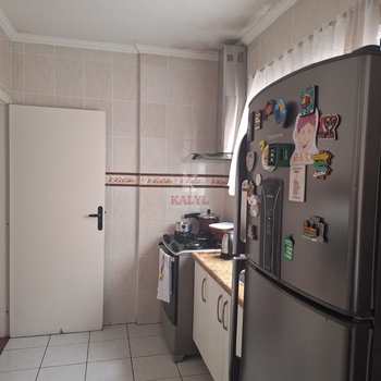 Apartamento em Praia Grande, bairro Guilhermina