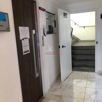 Apartamento em Praia Grande, bairro Tupi