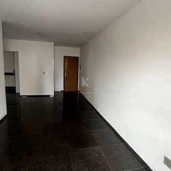 Apartamento em Praia Grande, bairro Tupi
