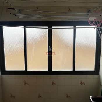Apartamento em Praia Grande, bairro Tupi