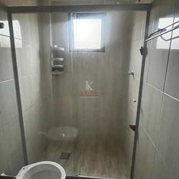 Apartamento em Praia Grande, bairro Tupi