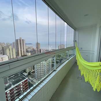 Apartamento em Praia Grande, bairro Tupi