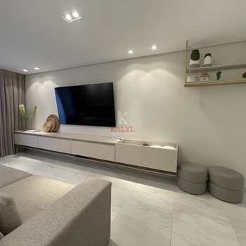 Apartamento em Praia Grande, bairro Tupi