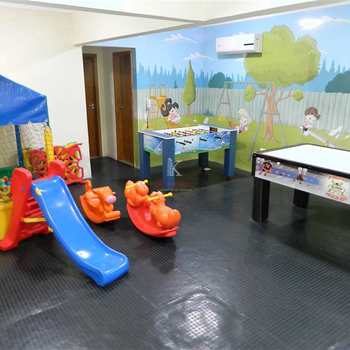 Apartamento em Praia Grande, bairro Tupi