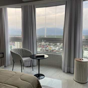 Apartamento em Praia Grande, bairro Tupi