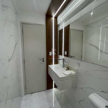 Apartamento em Praia Grande, bairro Tupi