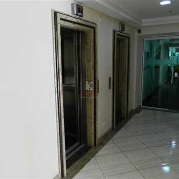 Apartamento em Praia Grande, bairro Tupi