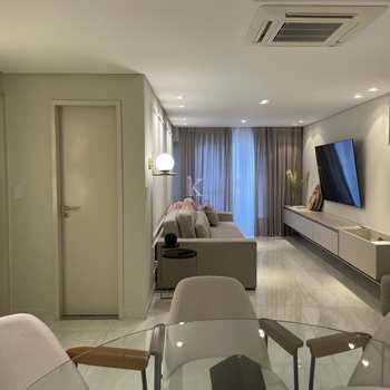 Apartamento em Praia Grande, bairro Tupi