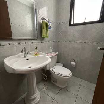 Sala Comercial em Praia Grande, bairro Guilhermina