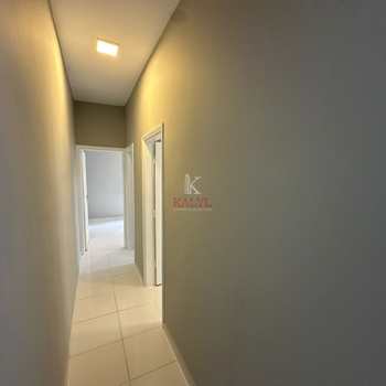 Apartamento em Praia Grande, bairro Guilhermina