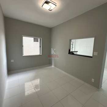 Apartamento em Praia Grande, bairro Guilhermina