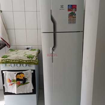 Kitnet em Praia Grande, bairro Guilhermina