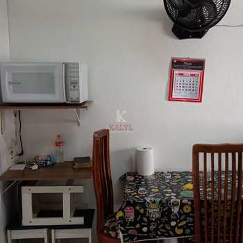 Kitnet em Praia Grande, bairro Guilhermina