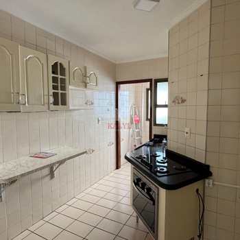 Apartamento em Praia Grande, bairro Guilhermina