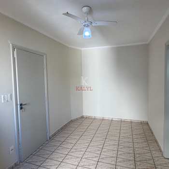 Apartamento em Praia Grande, bairro Guilhermina