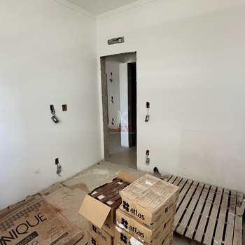 Apartamento em Praia Grande, bairro Canto do Forte