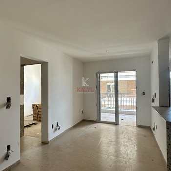 Apartamento em Praia Grande, bairro Canto do Forte