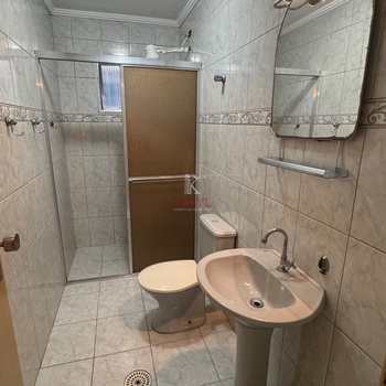 Apartamento em Praia Grande, bairro Guilhermina