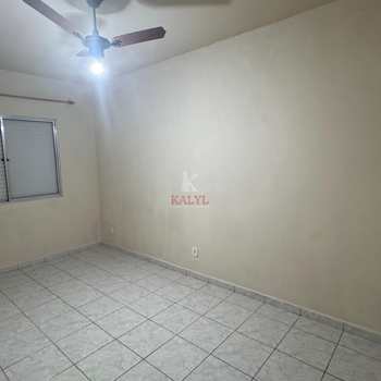 Apartamento em Praia Grande, bairro Guilhermina