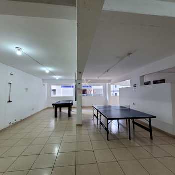 Apartamento em Praia Grande, bairro Guilhermina