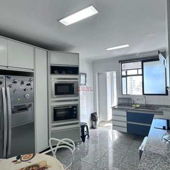 Apartamento em Praia Grande, bairro Guilhermina