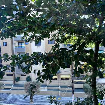 Apartamento em Praia Grande, bairro Vila Guilhermina