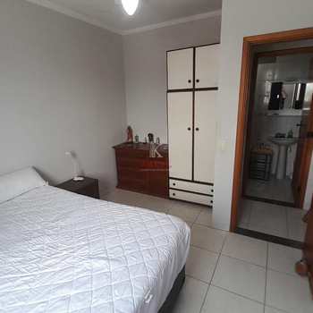 Apartamento em Praia Grande, bairro Tupi