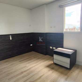 Apartamento em Praia Grande, bairro Guilhermina