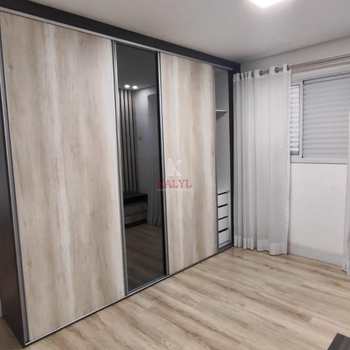 Apartamento em Praia Grande, bairro Guilhermina