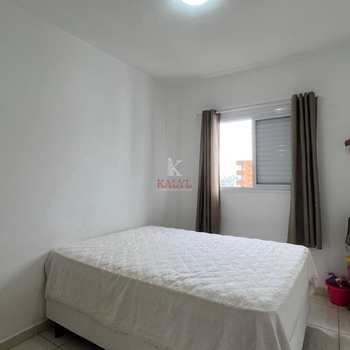 Apartamento em Praia Grande, bairro Guilhermina