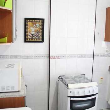 Apartamento em Praia Grande, bairro Guilhermina